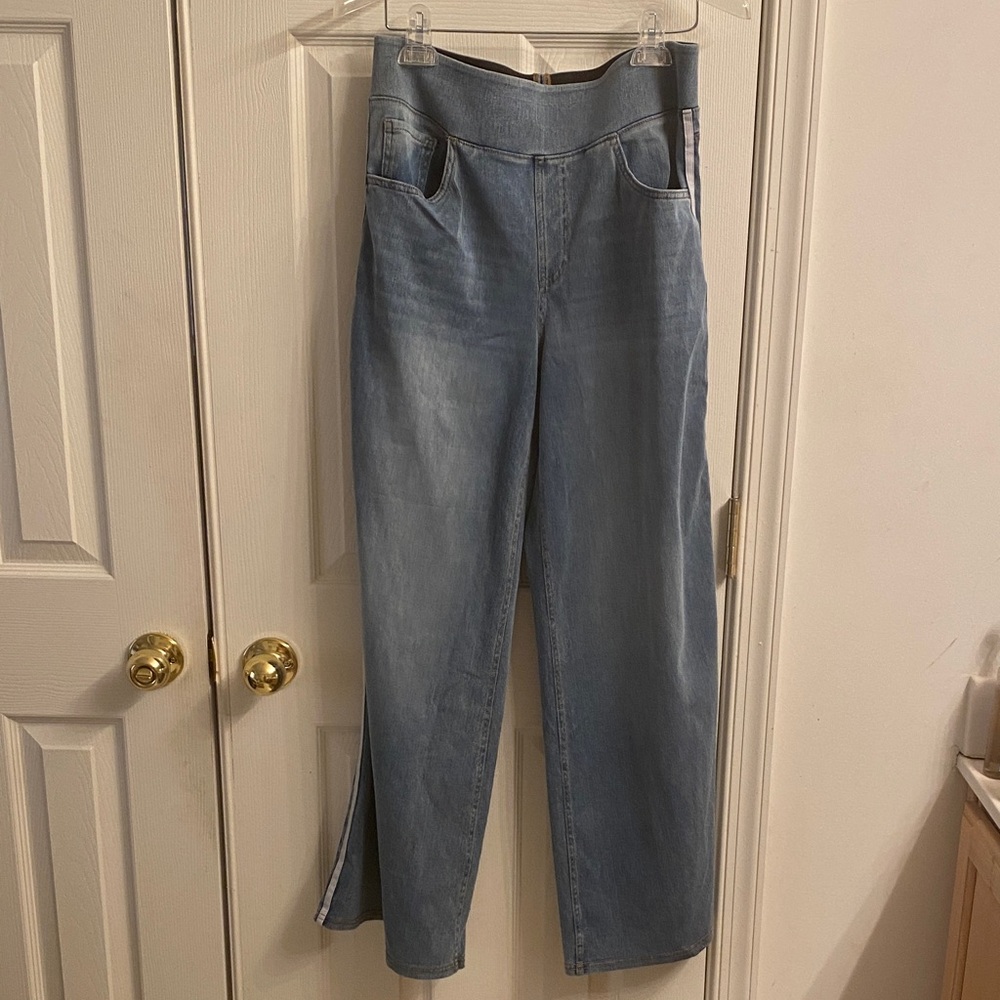 Halara Classic Blue Women's Jeans